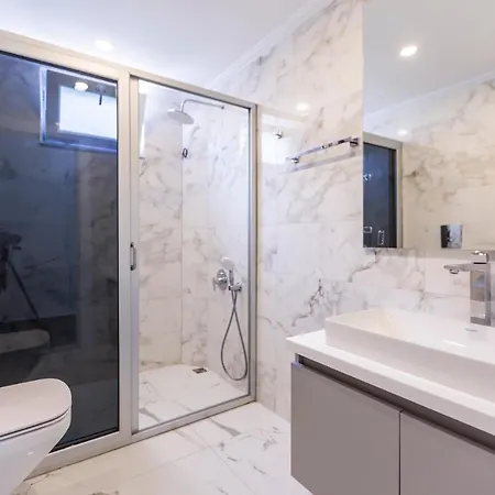 La Celine- Xlarge Complete Privacy In Nature, Pool With Wonderful View * 칼칸